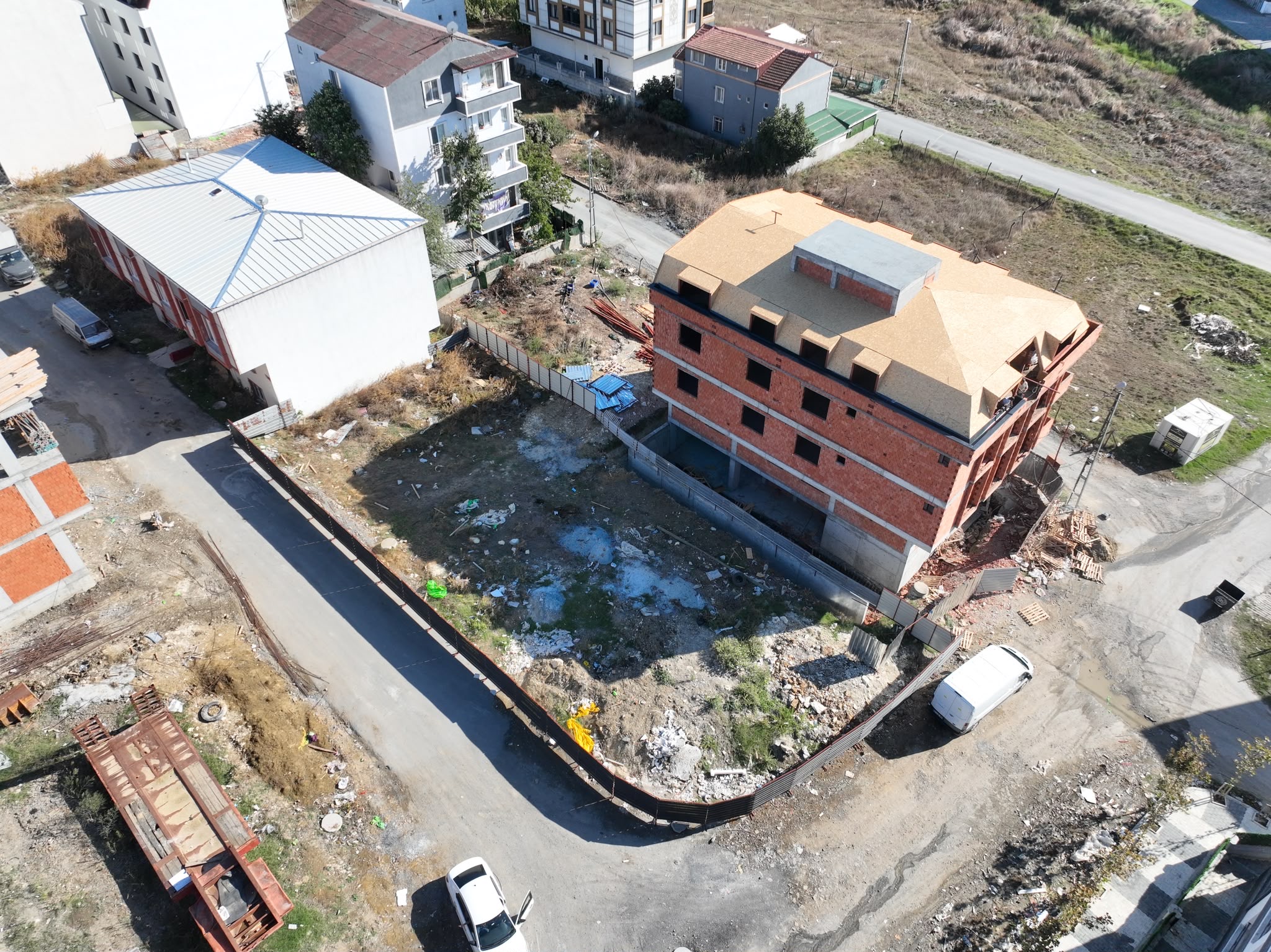 Taşoluk proje alanı — köşe parsel